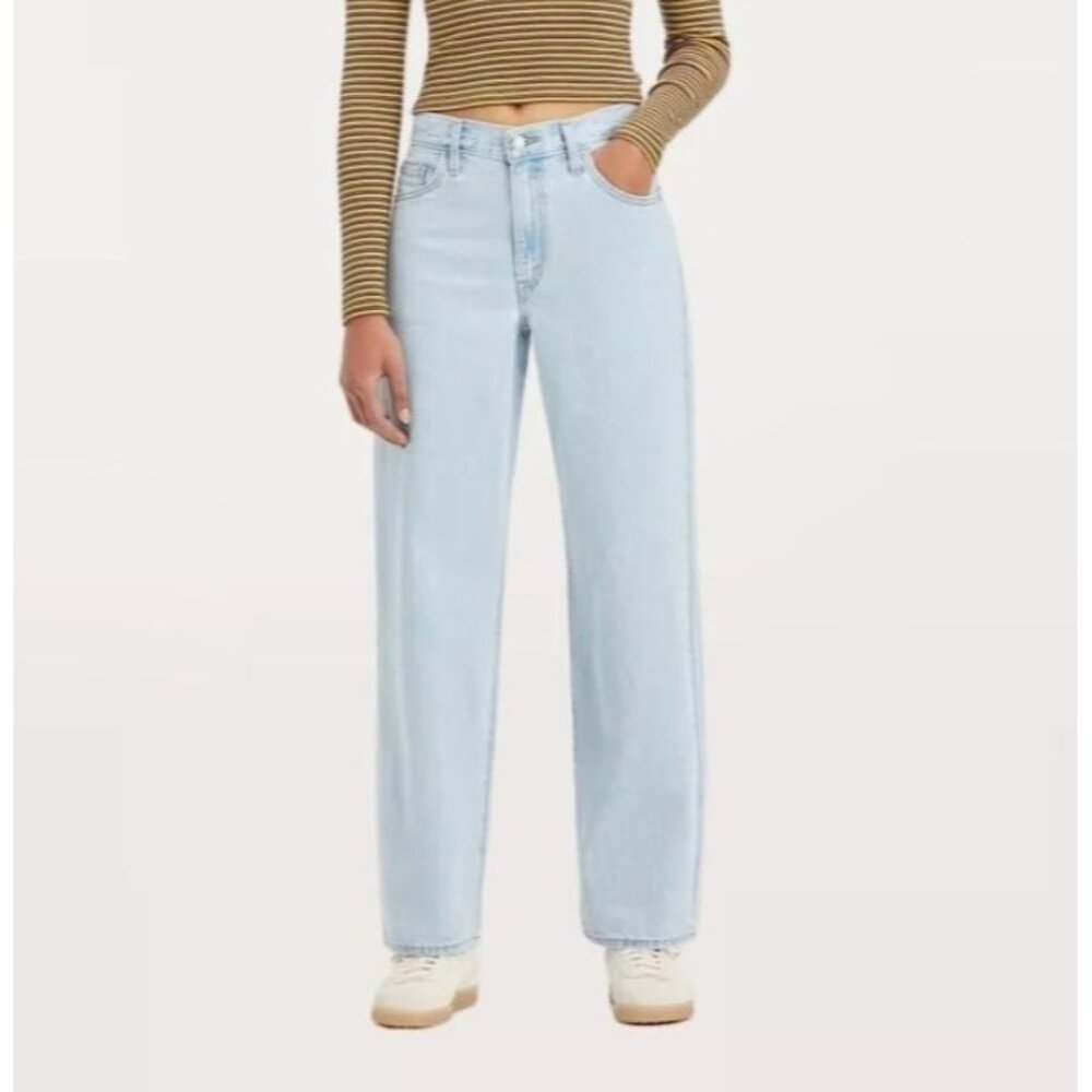 Levi's Jeans Size 30x30 Light Blue Wash Baggy Dad Mid-Rise Relaxed Straight Leg
